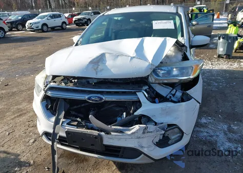 2017 Ford Escape Se из США, поврежденный, VIN 1FMCU9GD8HUA89220